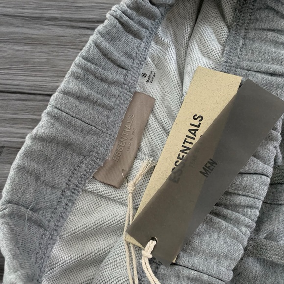 Essentials Oatmeal Grey Shorts (Small) - Picture 3 of 5